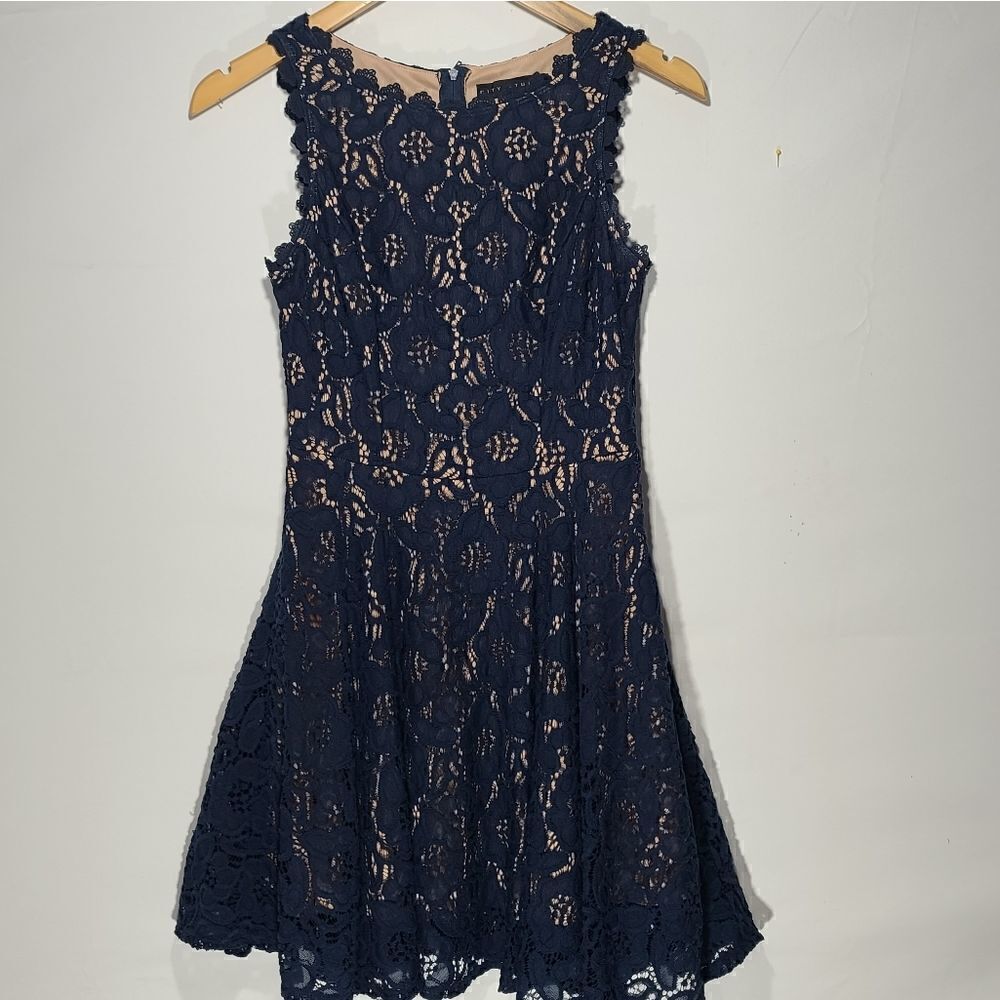 CITY STUDIO Blue Lace Floral Pattern Dress - Picture 4 of 15